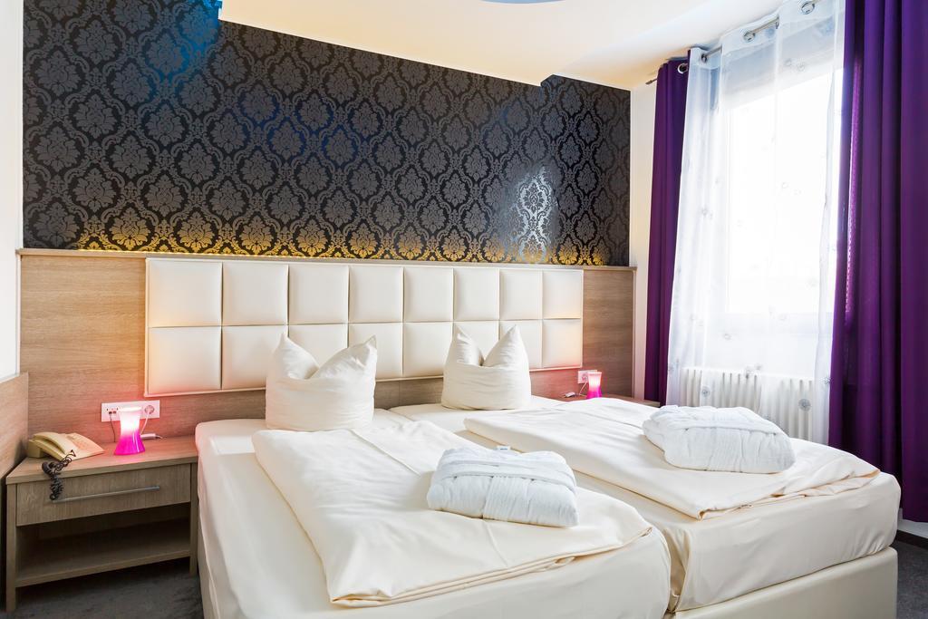 Bavaria Münchner Hof Superior 3*
