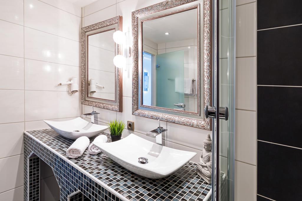 Bavaria Münchner Hof Superior Hotel 3*